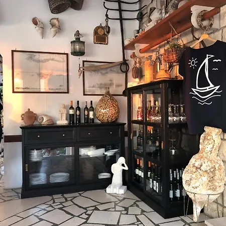 Triton Lastovo