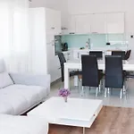 Triton Vendégház Lastovo