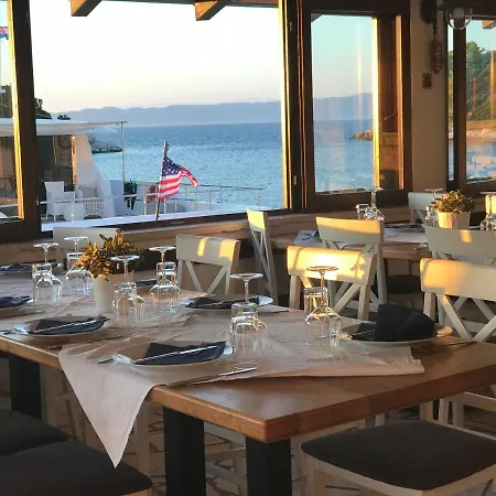 Triton 4* Lastovo